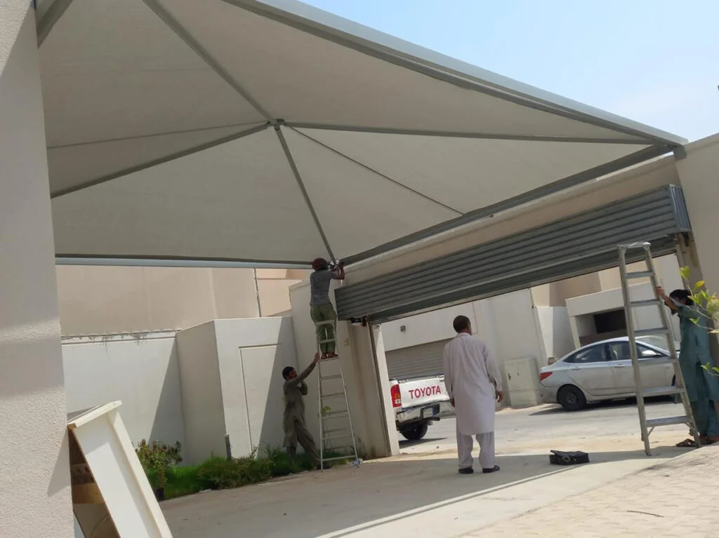 Pyramid Arch Design Parking Shades (1)